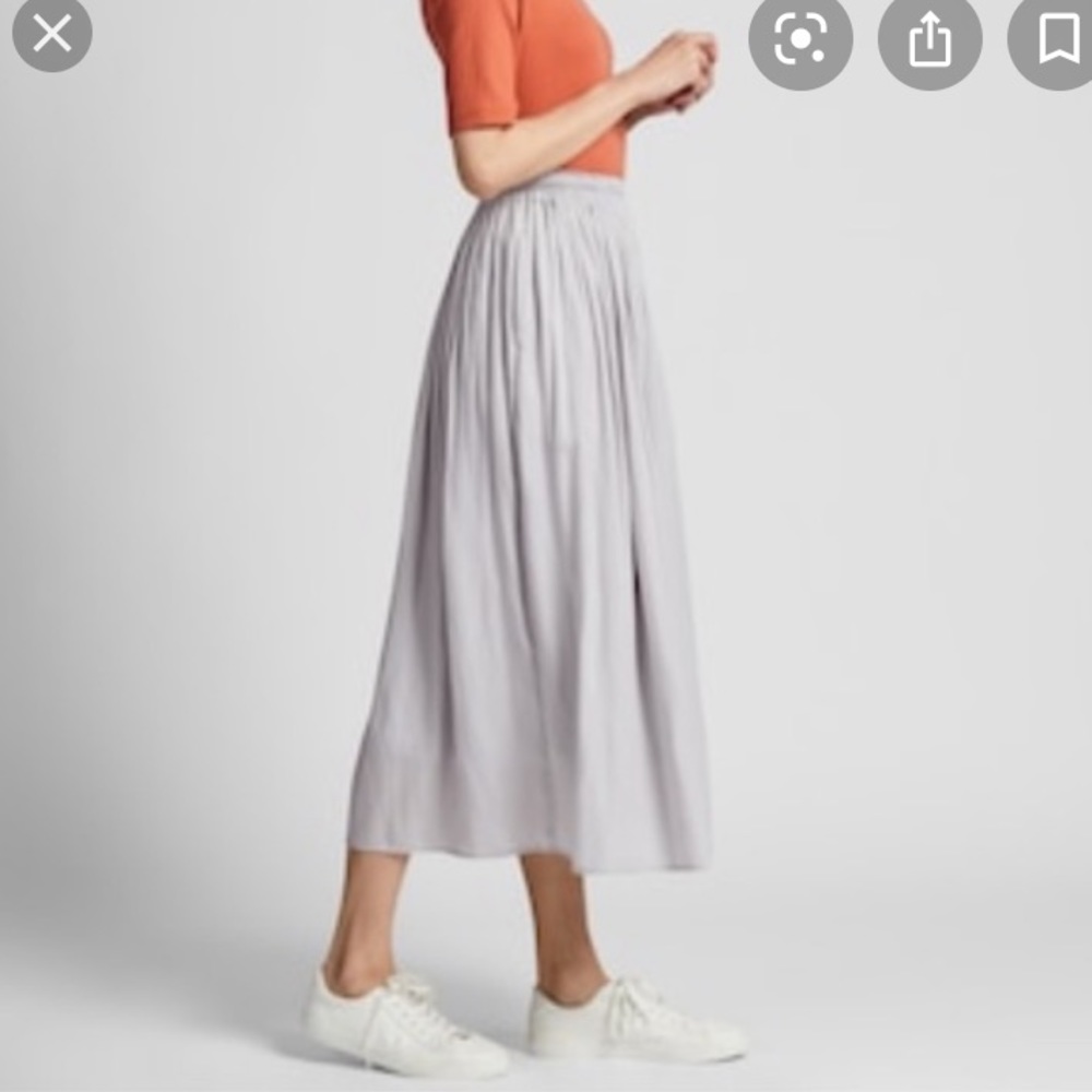 Uniqlo long flowy maxi skirt